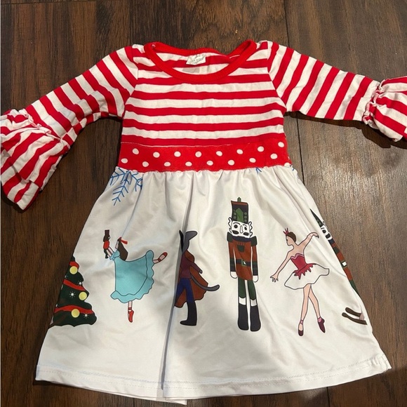 Nutcracker dress - Picture 1 of 2